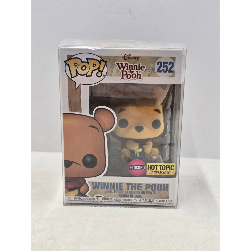 Funko Pop Winnie the Pooh Flocked Hot Topic Exclusive 252 Disney Figure OS
